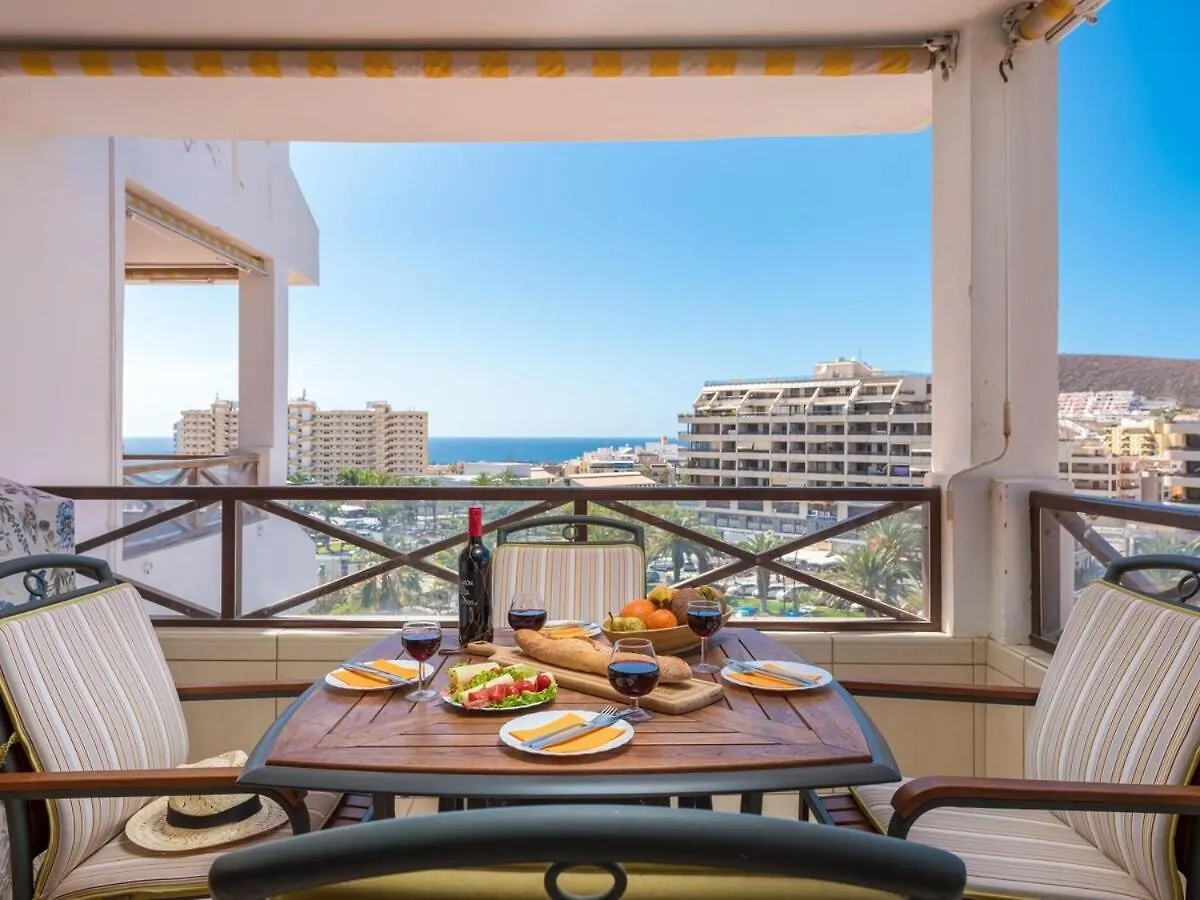 Great 'San Marino' Terrace & Pool Apartman Los Cristianos