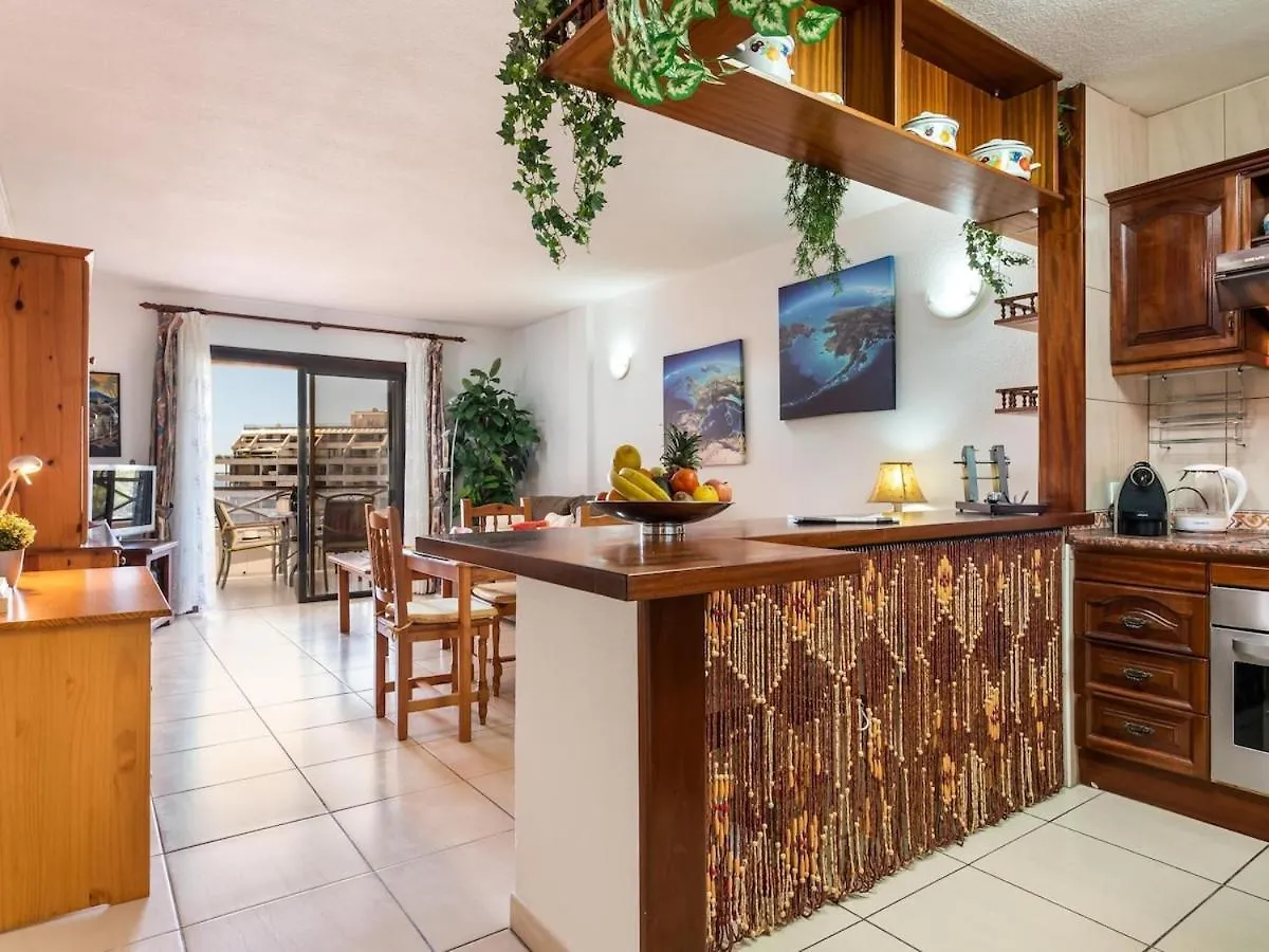 Great 'San Marino' Terrace & Pool Apartman Los Cristianos