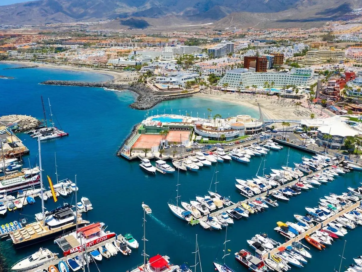 Great 'San Marino' Terrace & Pool Apartman Los Cristianos